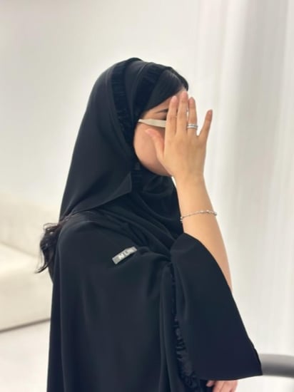 N47 - نص بشت - قماش ملكي- اضافة مخمل - اسود