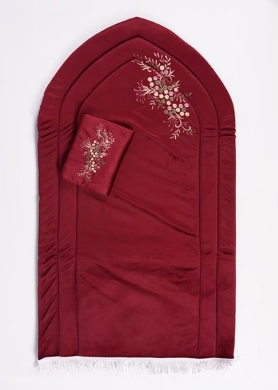 طقم صلاة نسائي 3 قطع بنقش مشجر