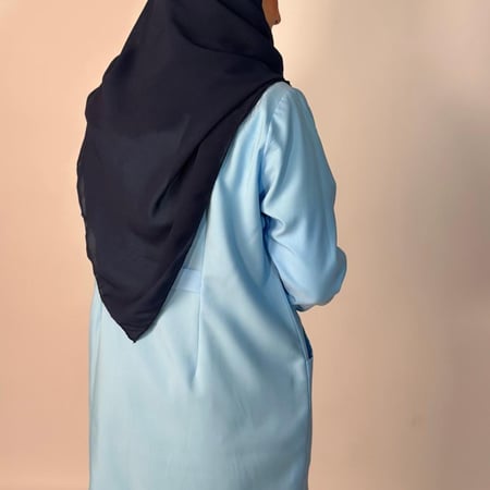 لابكوت أزرق سماوي