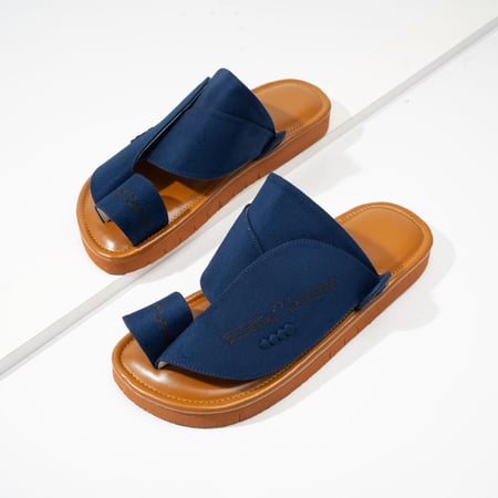 حذاء شرقي 131