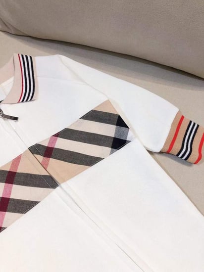 بدلة قطعه واحده قطن ابيض من بيربري