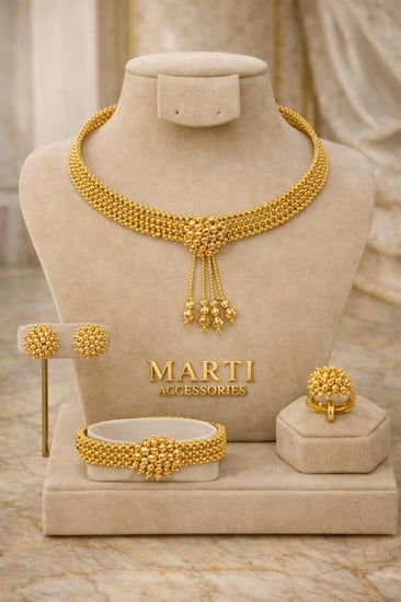 طقم بديل ذهب فاخر بتصميم زهرة مركزية ملكية.                            MS-071