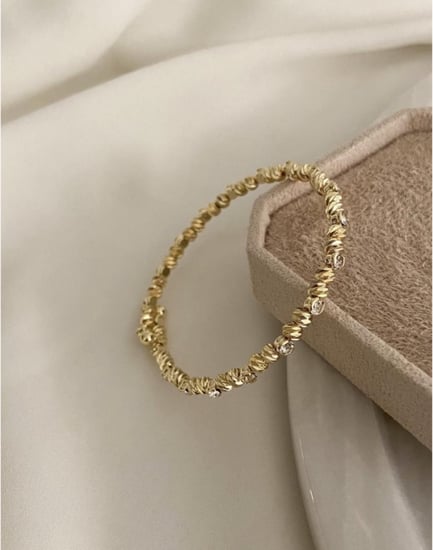 اسوارة كرات ذهبية مع زركون مطلية ذهب          MB-105