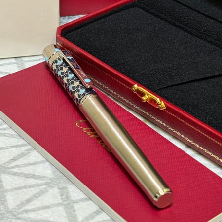 قلم سري  تيفاني بغطاء