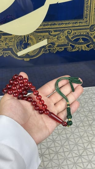 سبحة بكلايت عنابي  بكركوشة زيتي