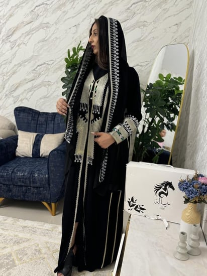 عبايه عسيريه