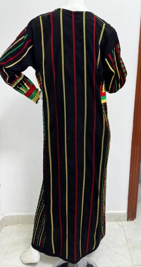 عسيرى ملون