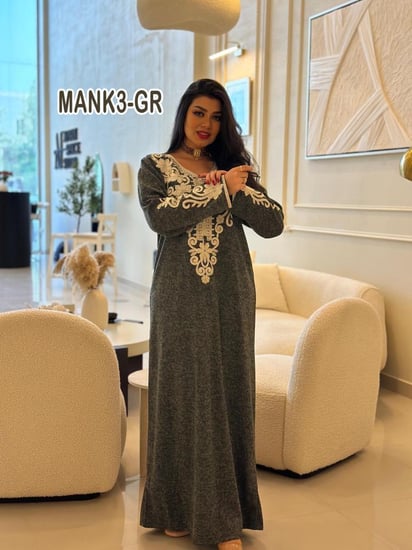 جلابيه صوف ورده تطريز صدر وأكمام