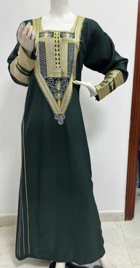 عسيرى تطريز مثلث ذهبي