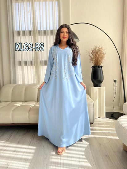 جلابيه خليجيه كلوش ناعم مع صدر شك الماس