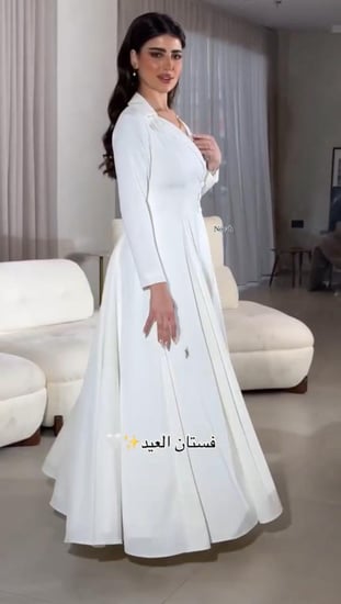 فستان الورده البيضاء