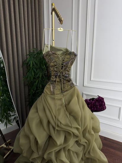 فستان أنغام