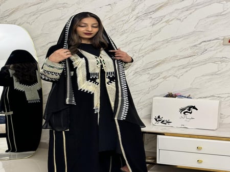 عبايه عسيريه