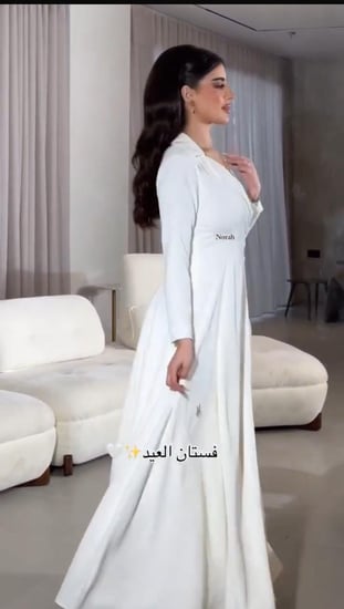 فستان الورده البيضاء