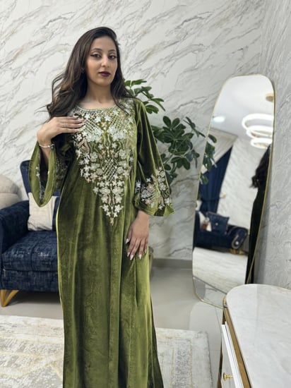 جلابيه مخمل تطريز مشجر