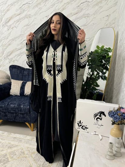 عبايه عسيريه