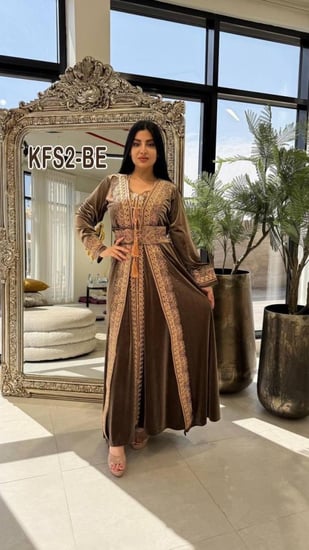 قفطان مخمل ملكى