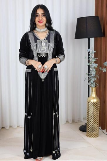 عسيرى مخمل فضى