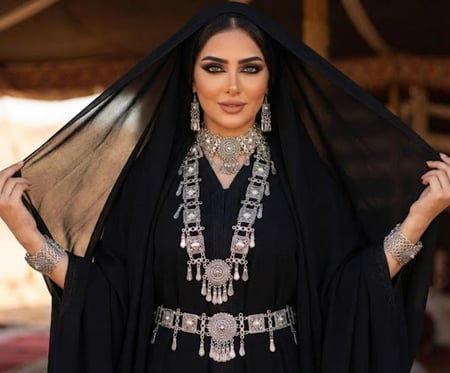 اكسسورات B