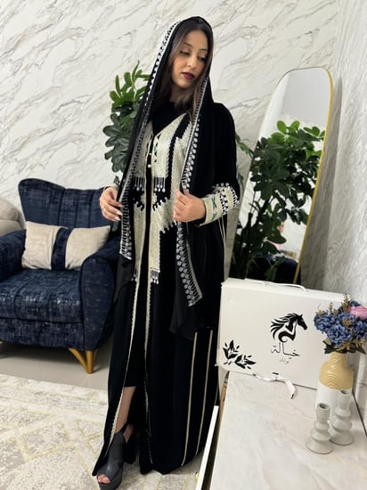 عبايه عسيريه