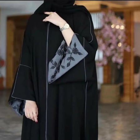 عبايا عمليه صيفيه
