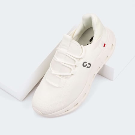 حذاء رياضي مريح للجري والنادي