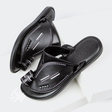 حذاء شرقي طبي أسود - ايطالي من ماركو