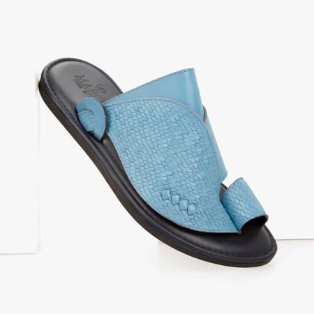 نعال طبي إيطالي من الجلد الازرق السماوي