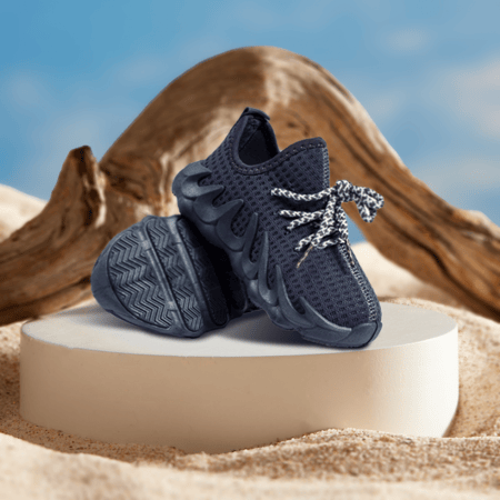 حذاء رياضي رصاصي غامق بخامات عالية الجودة