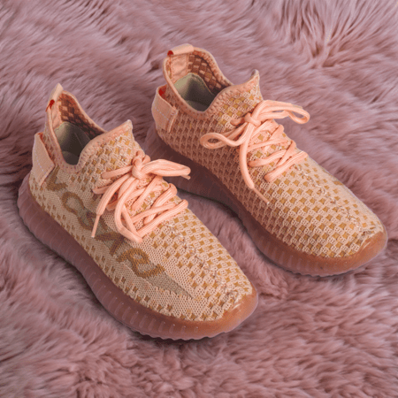 حذاء قماش نسائي بينك منقط