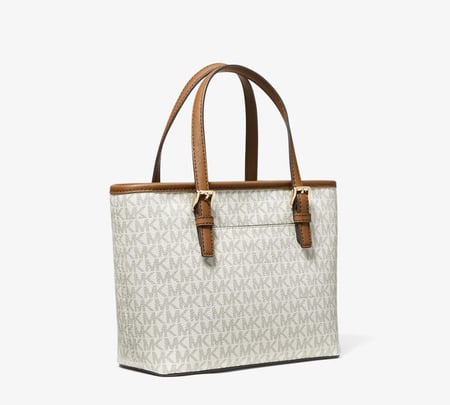 شنطة مايكل كورس |