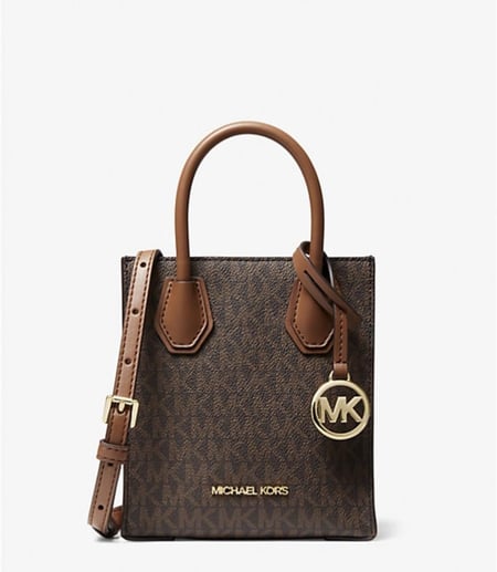 شنطة مايكل كورس |