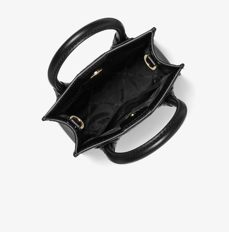 شنطة مايكل كورس |