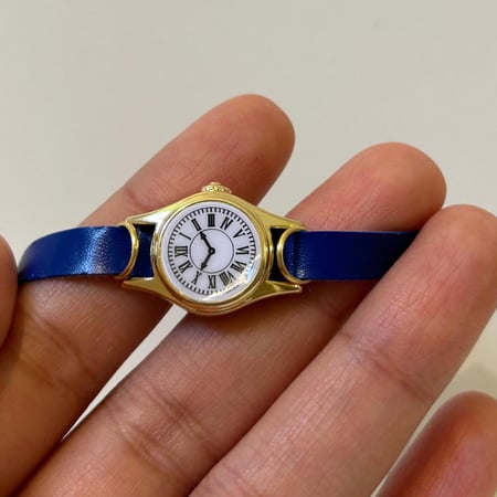 ساعة زينة للأطفال جديد من جنون كيدز ,طلاء ذهبي ,مناسبة للحفلات والمناسبات والحياة اليومية