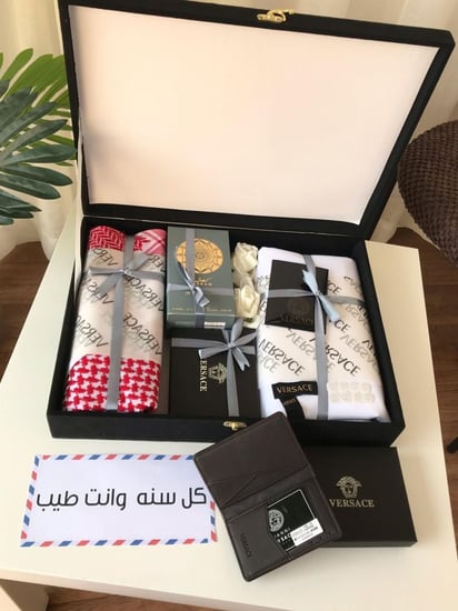 بوكس رجالي متكامل القطع لهدية متكاملة