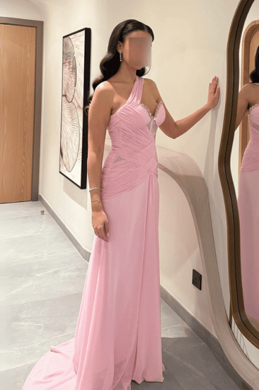 فستان سهرة ناعم بلون وردي مخملي بدون أكمام