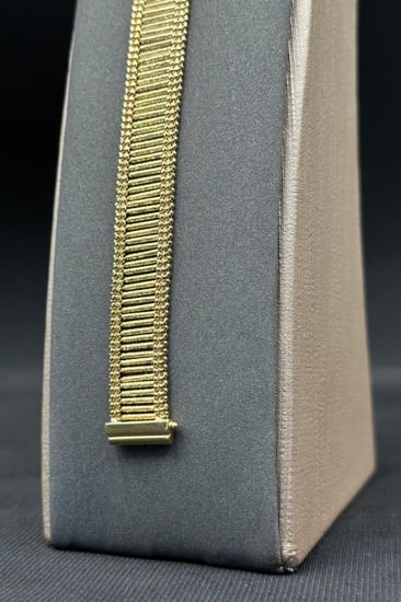 اسوارة ذهب عيار 18