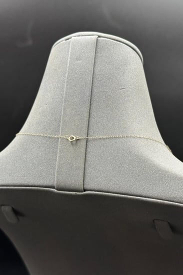 عقد ذهب تصميم الماس عيار 18 وزن 0.3 جرام