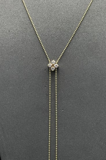 سلسال ذهب ناعم عيار 18 وردة تصميم الماس راقي وزن 4.2 جرام