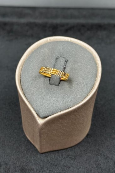 دبلة مرامي ذهب صافي عيار 21 وزن من 2.9 الى 3.4 جرام