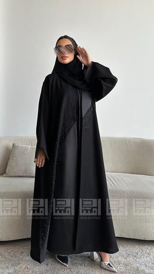 عباية سوداء ربع كلوش للعيد مزينة بالشك 1532