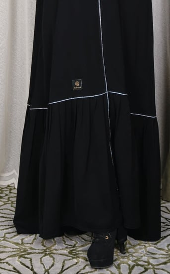 عباية اسود كسرات مع كرستال