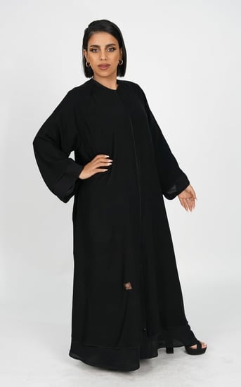عباية نص كلوش سوداء