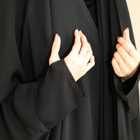 عباية عالراس