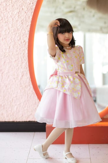 فستان وردي مشجر منفوش