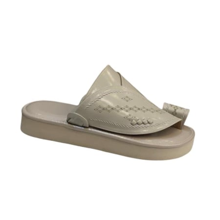 نعال شرقي زبيري بلون رصاصي فاتح مع نقش هندسي مربعات بتقنية الليزر يتوس