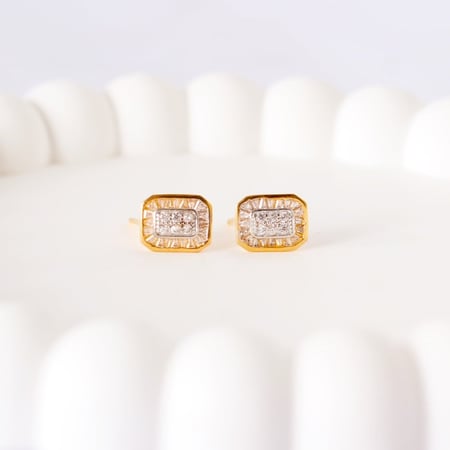 حلق مميز عيار 18