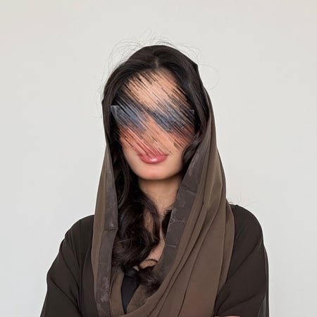 طرحة زيتي مع شريط جاكار مطرز