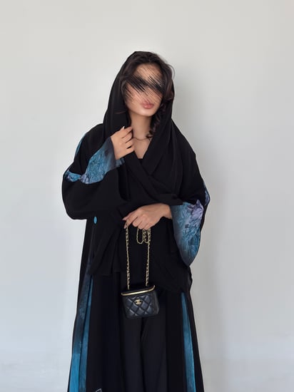 كريب ملكي كلوش مع جوانب أزرق