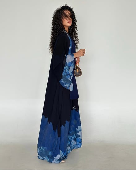 عباية كلوش شيفون بارد مبطن تموج ازرق